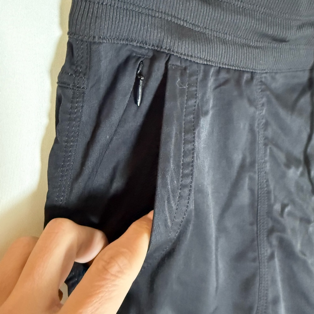The North Face cropped pants • Women’s medium - Picture 2 of 7